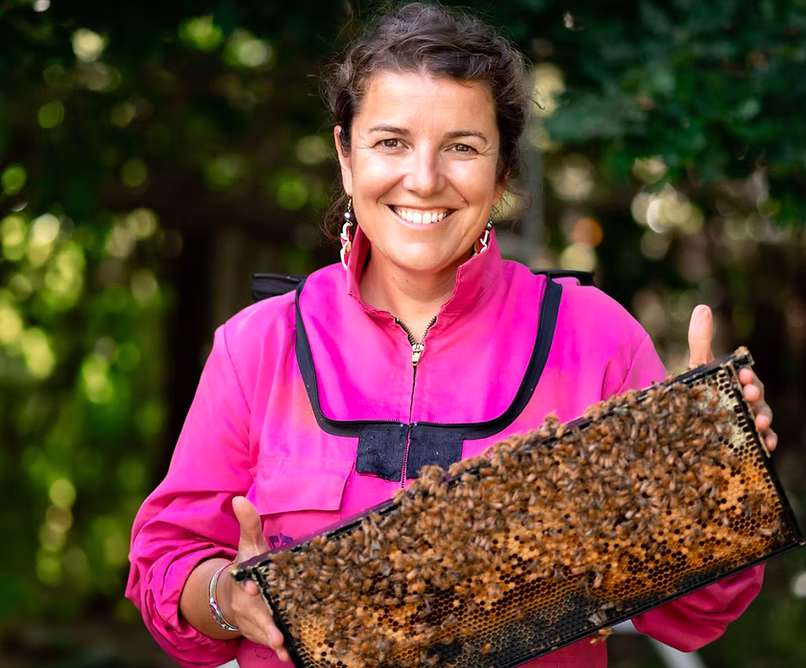 Michelle, beekeeper and early childhood educator at BeeTopia NZ Limited